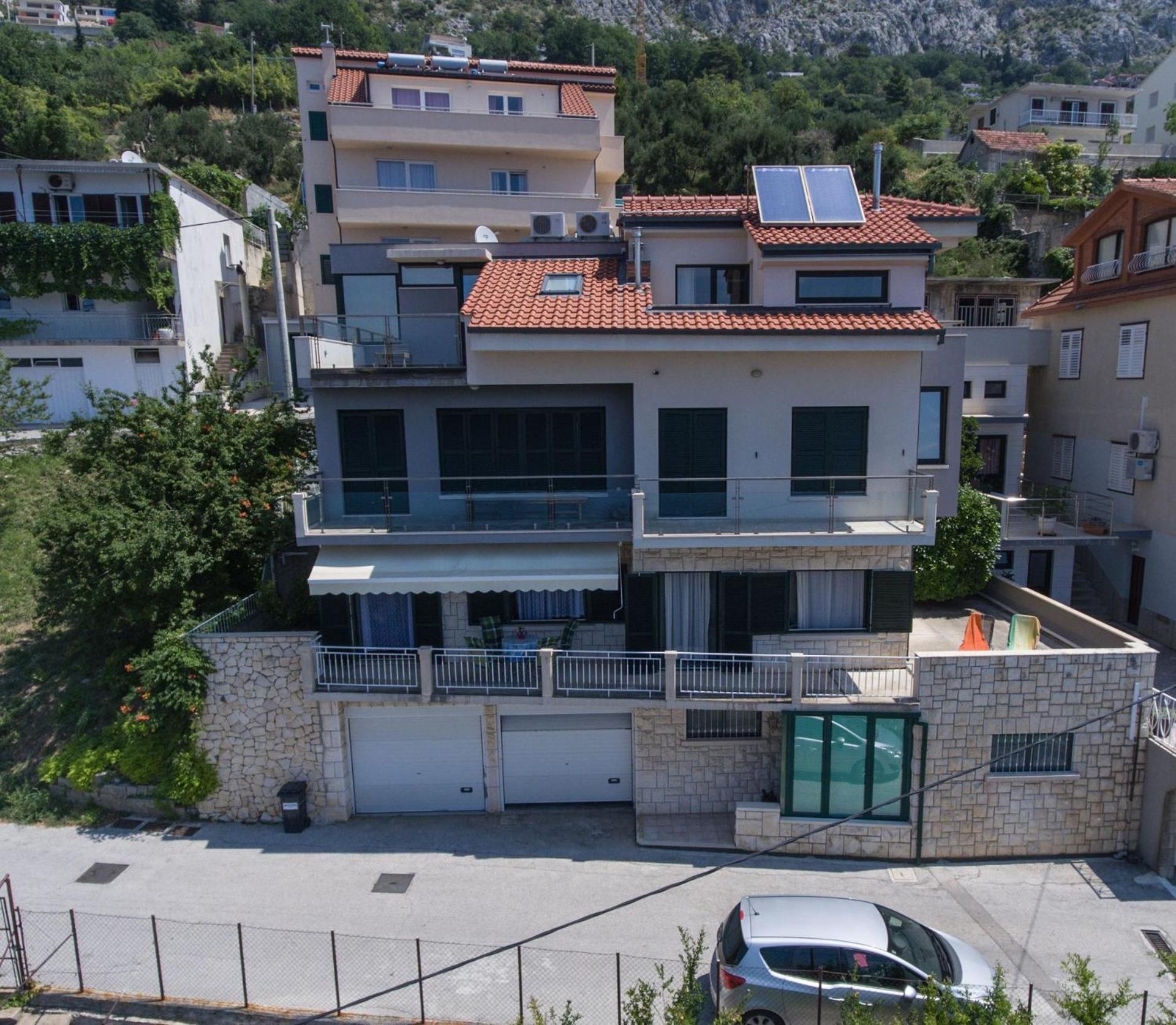 Apartment Iva Omiš Buitenkant foto